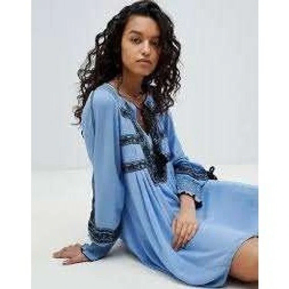 Free People Embroidered Tunic Mini Dress XS Blue Wind Willow Boho Tassel Peasant